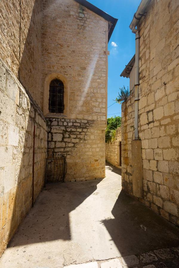 Apartment And Studios Happy Place Χβαρ Εξωτερικό φωτογραφία